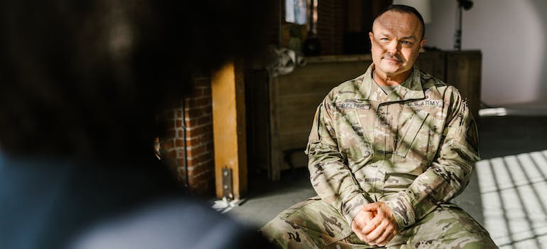A therapist and a veteran in a one-on-one counseling session for Alcoholism in West Virginia Veterans