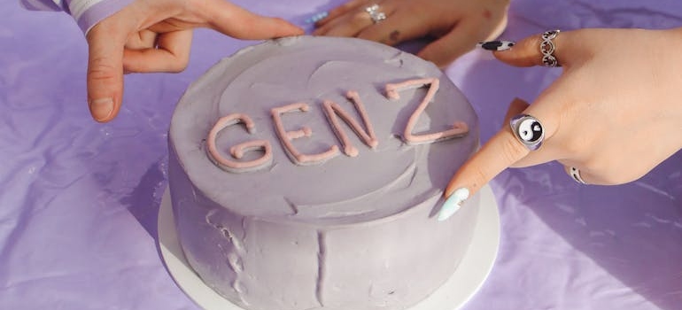 Cake with Gen Z written on it.