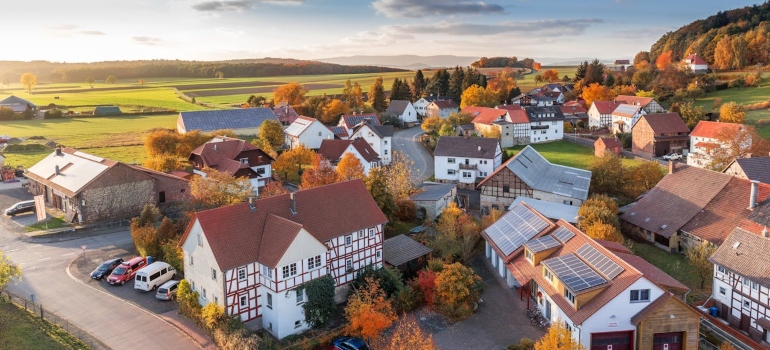 a photo of a rural neighborhood